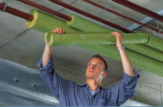 Монтаж изоляции труб